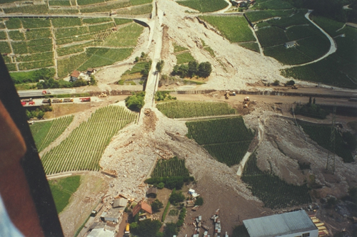 Photo aérienne du couloir du Pissot, après la catastrophe du 14 août 1995.