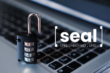 cadenas ouvert devant un clavier d'ordinateur avec le logo SEAL