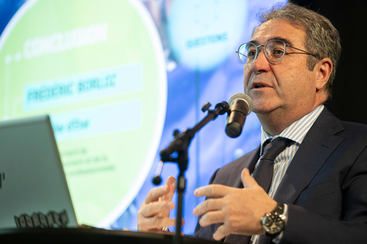 Le conseiller d'Etat Frédéric Borloz lors de la conférence de presse.