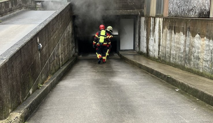 Incendie dans un parking