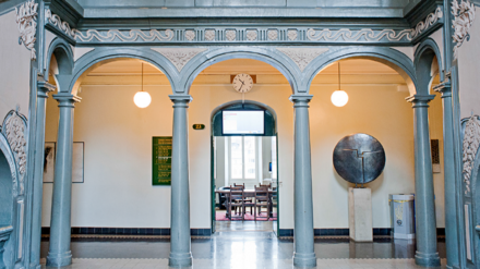 Gymnase de la Cité Mercerie Lausanne sculpture