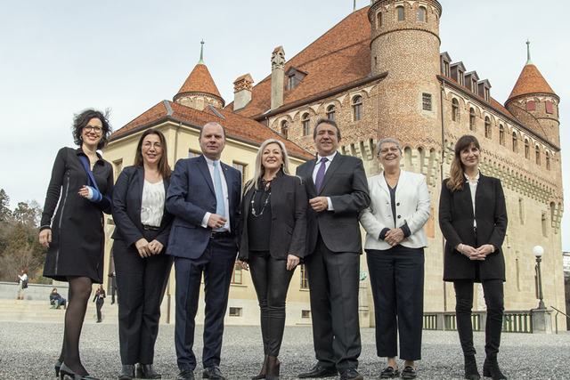 Cette image montre la nouvelle composition du Conseil d'Etat à la suite de l'élection complémentaire du jour. Elue le 9 février, Christelle Luisier (à g.) rejoindra le Conseil d'Etat le 18 mars, date de la réorganisation prévue de l'administration.l