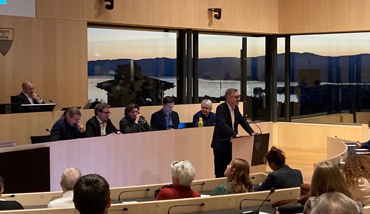 Une délégation de député-e-s accueille les participant-e-s des rendez-vous citoyens du BLI.