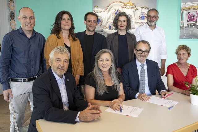 Etat de Vaud Image de la signature de la convention