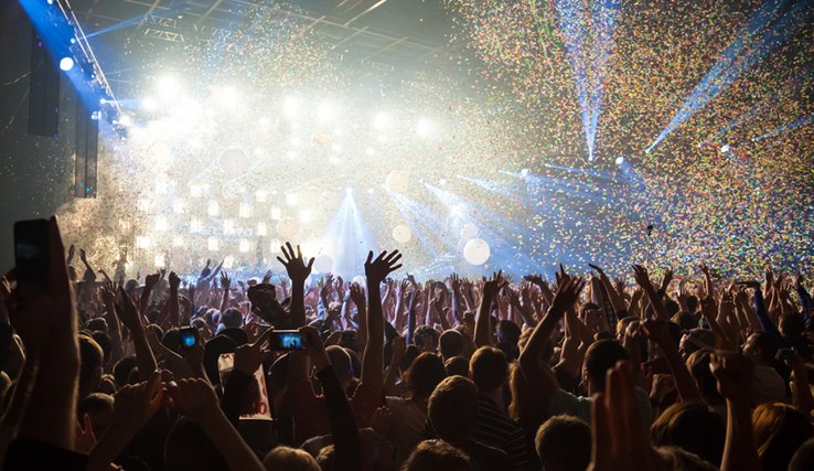 Foule lors d'un concert.