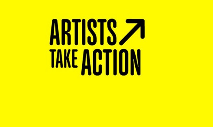 Logo de la campagne "Artists take action" sur fond jaune