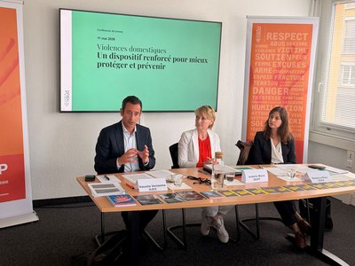 Vassilis Venizelos, Isabelle Moret et Rebecca Ruiz, conférence de presse du 11 mai 2026