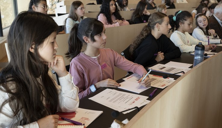 JOM 2025 Le «Parlement des filles» dans la salle du Grand Conseil vaudois, jeudi 13 novembre 2025.