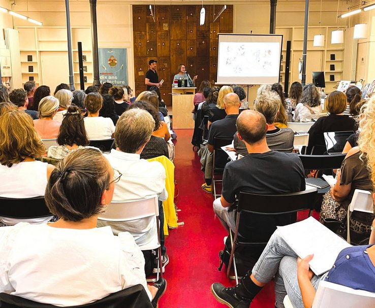 L'image montre une vue de la rencontre Culture-Ecole. Photo Bibliomedia.