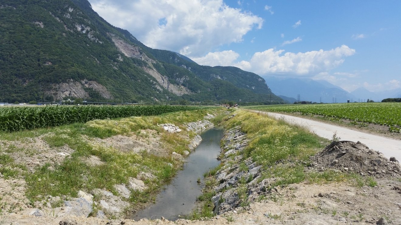 Canal du Haut-Lac Canal du Haut-Lac