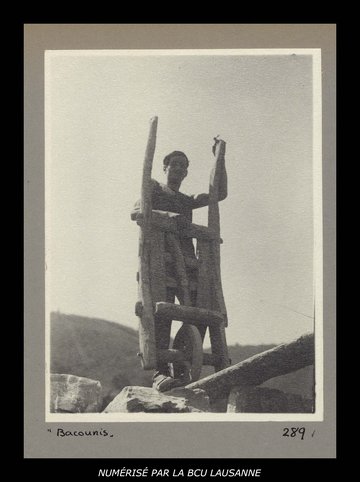 Emile Gos, Bacouni, vers 1920