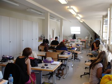 Créateur-trice de vêtements-couture - Centre de formation professionnelle  neuchâtelois