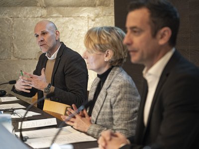 Etat de Vaud photo des 3 intervenants de la conférence de presse