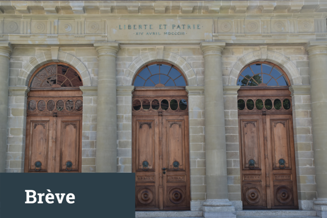 Entrée du parlement