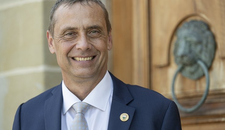 Portrait de Patrick Simonin, président élu pour l'année parlementaire 2026-2027 Portrait de Patrick Simonin