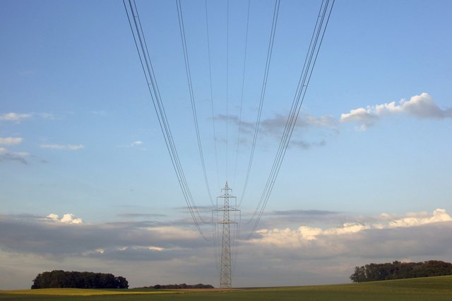 Pylone électrique (c) J.-M. Zellweger