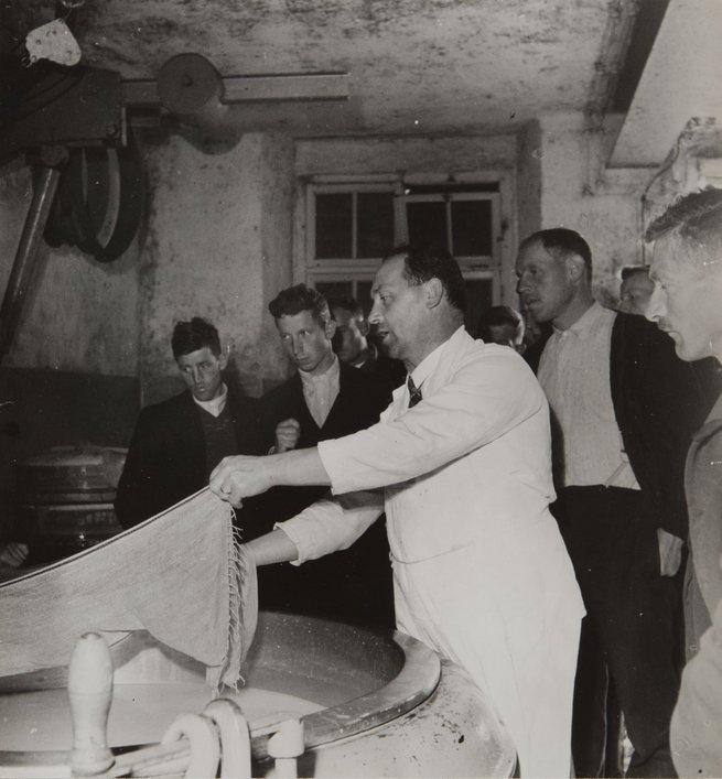 Fabrication du fromage en alpage, Hans Steiner, sans date