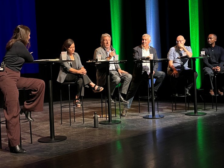 Participants à la Table ronde des Assises de l'immigration 2026: Amina Benkais-Benbrahim, Manuele Bertoli, Joseph Zisyadis, Steve Maucci, Samson Yemane