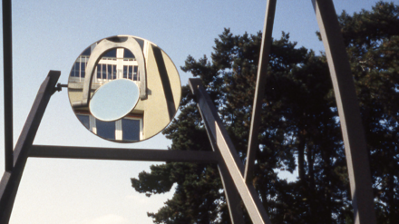 Les Cèdres III Campagne des Cèdres Lausanne sculpture cour