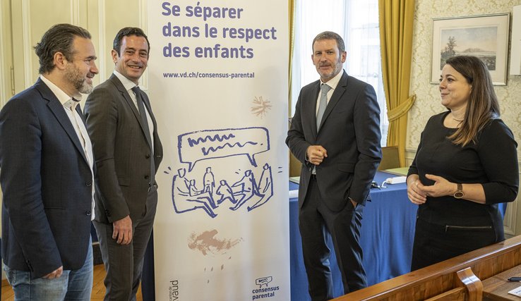 Conférence de presse "Se séparer dans le respect des enfants."