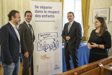 Conférence de presse "Se séparer dans le respect des enfants."