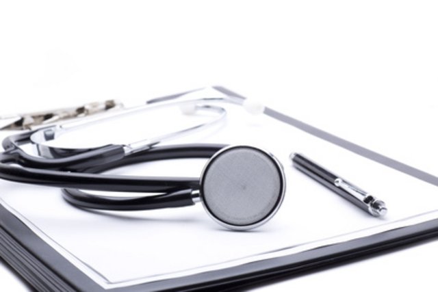 illustration prétexte : stétoscope et clavier