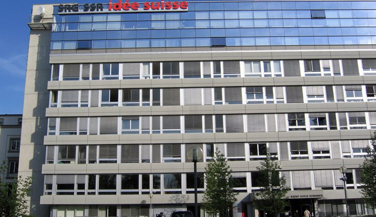 l'actuelle Maison de la radio dans le quartier de la Sallaz, vue de face.