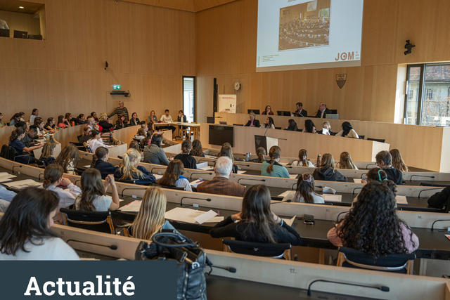 Le «Parlement des filles» dans la salle du Grand Conseil vaudois, jeudi 13 novembre 2025.
