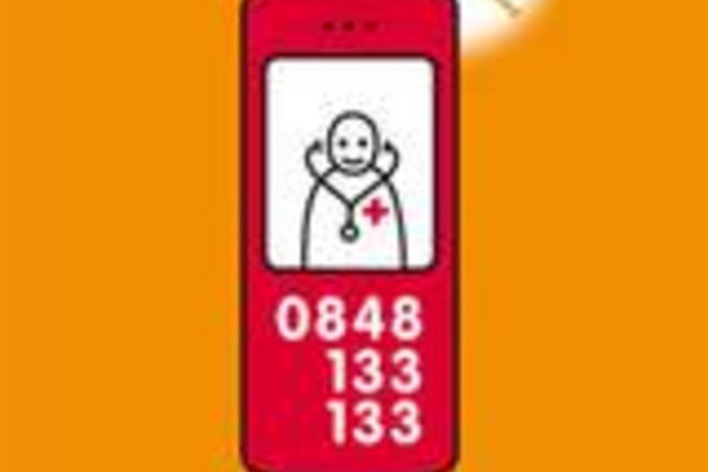 Dessin: médecin en blouse blanche dans téléphone portable stylisé.