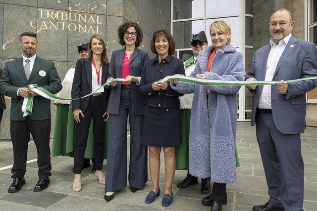 Tribunal cantonal vaud Couper de ruban