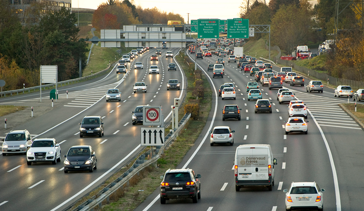 Vue de l'A1 à la jonction de Crissier.