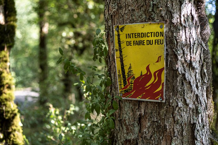 Panneau d'interdiction de faire du feu