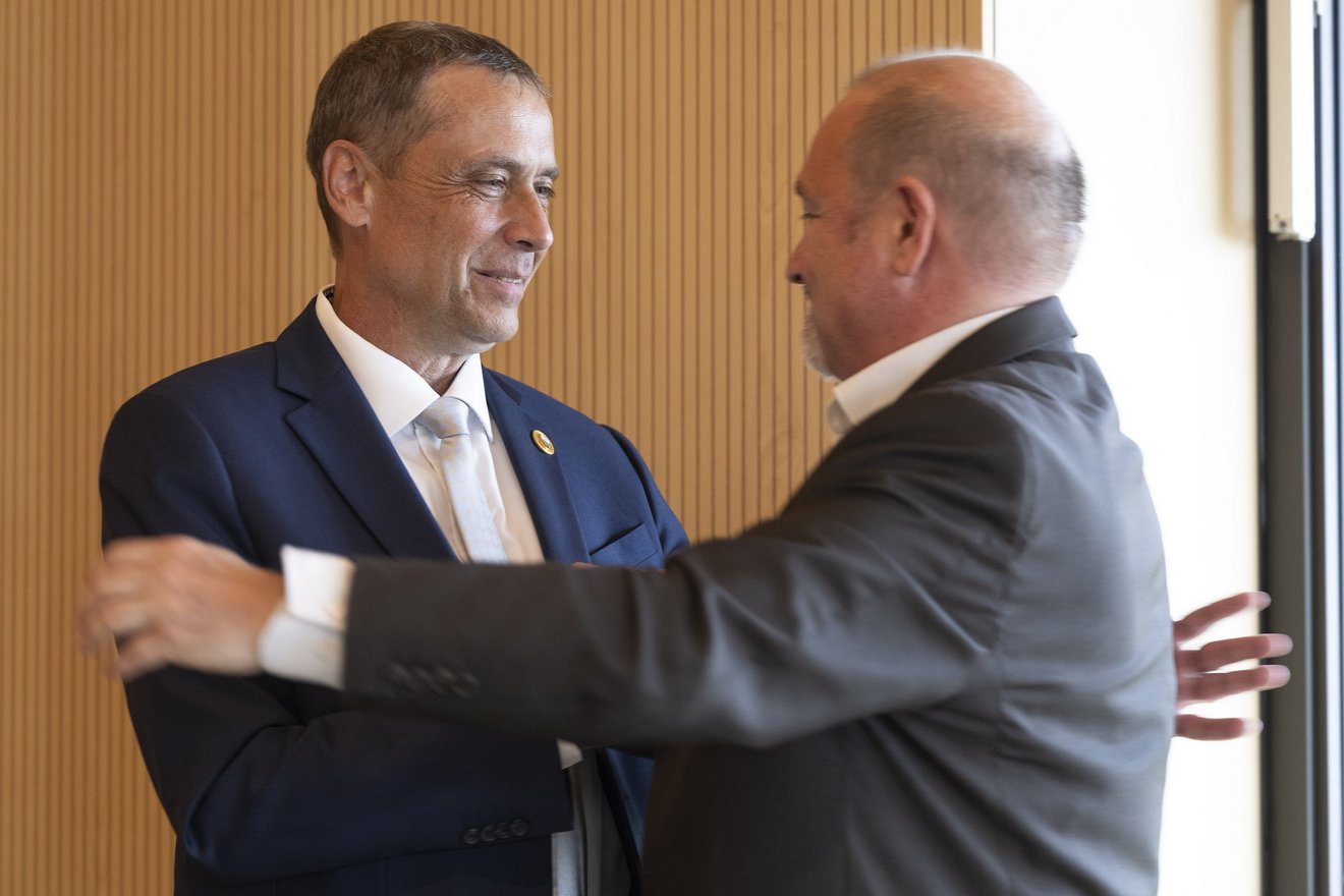 GRAND CONSEIL VAUD Stéphane Montangero félicite Patrick Simonin
