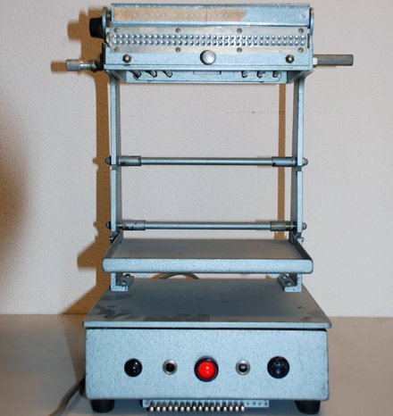 Ancienne trieuse de fiches perforées