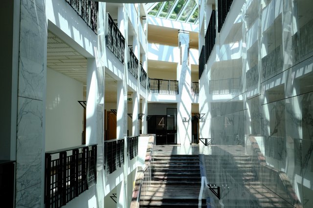 Vue intérieure du nouveau Tribunal cantonal