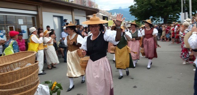 Association des Paysannes vaudoises, cortège de la Fête des Vignerons, 2019